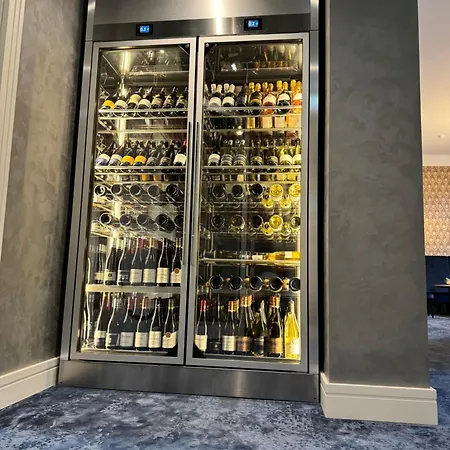 Privat-hotel Aurora 4*