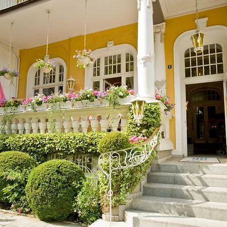 Privat-hotel Aurora 4* Bad Neuenahr-Ahrweiler