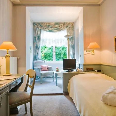 Szálloda Privat-hotel Aurora 4*