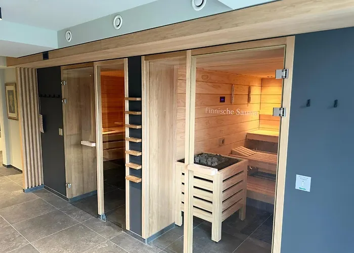 Privat-hotel Aurora Hotel 4*